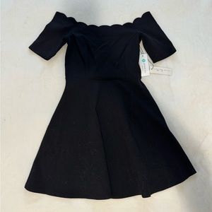 NWT Nine Britton Stitch Fix Scallop Flow Dress Off the Shoulder Black Holiday